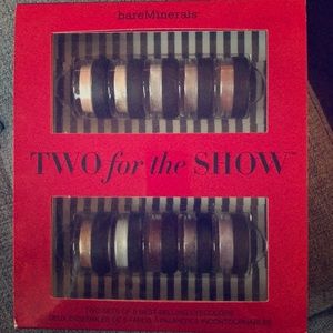 Bare Minerals eye shadow set